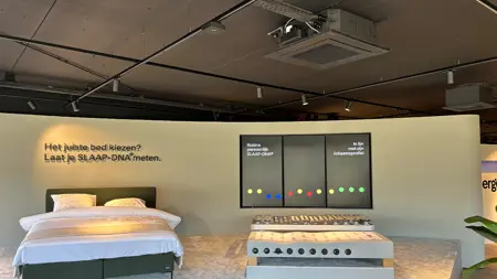 cassette-airco-installatie-beddenwinkel-tilburg-1bewerkte fotos.jpg