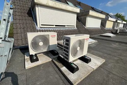 buitenunits-op-trillingsdempers-airco-installatie.jpg .jpg