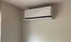LG binnenunit slaapkamer boven radiator – Tilburg.jpg