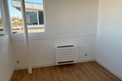 daikin-vloermodel-airco-zolderinstallatie-klimaatoplossing.jpg .jpg